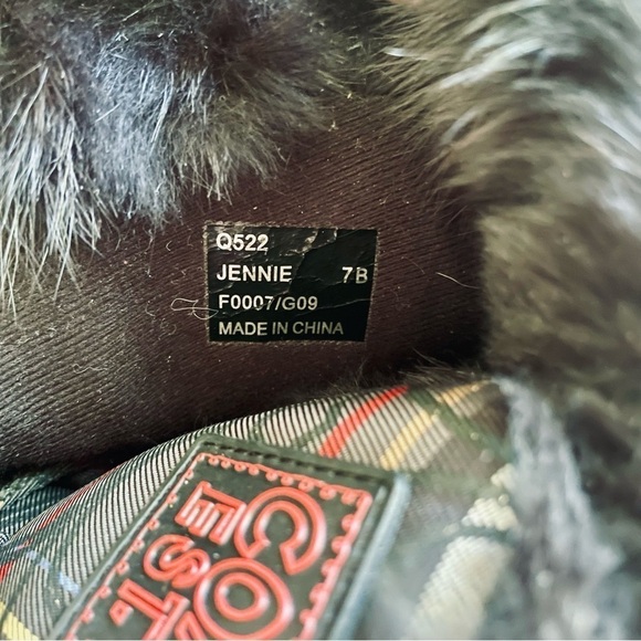 Coach Jennie Black Fur Trimmed Plaid Quilted Snow Boots Size 7 - Picture 8 of 9